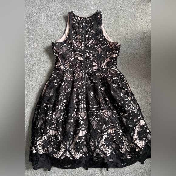 RW&CO Womens Fit & Flare Dress Sz 10 - Picture 7 of 10